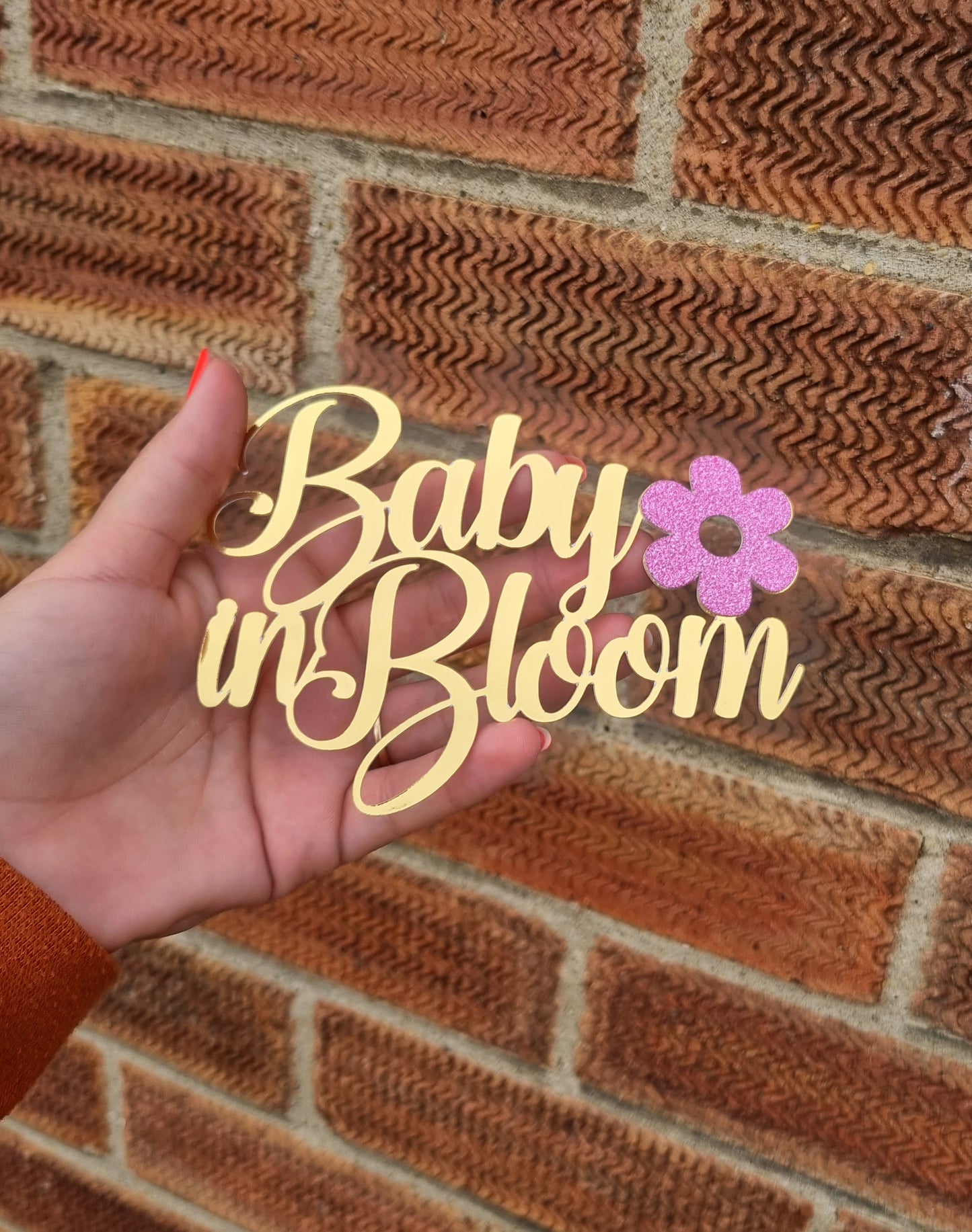 Baby in Bloom Topper