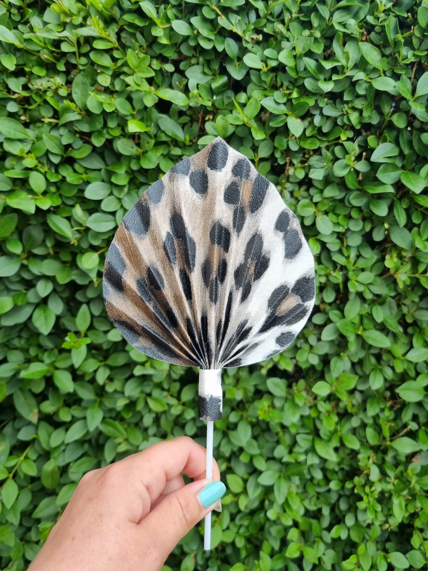 Small palm spear     (Handmade to order)