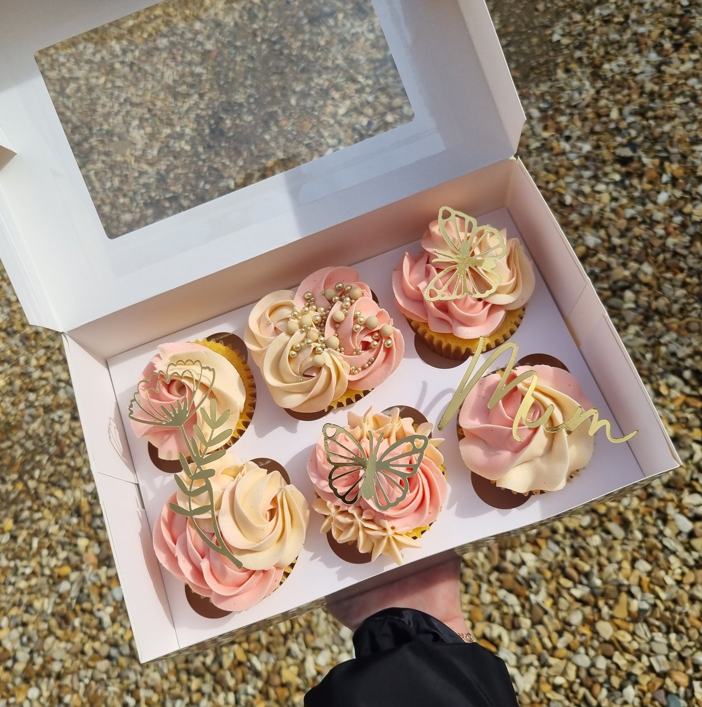 Mum cupcake charms x6